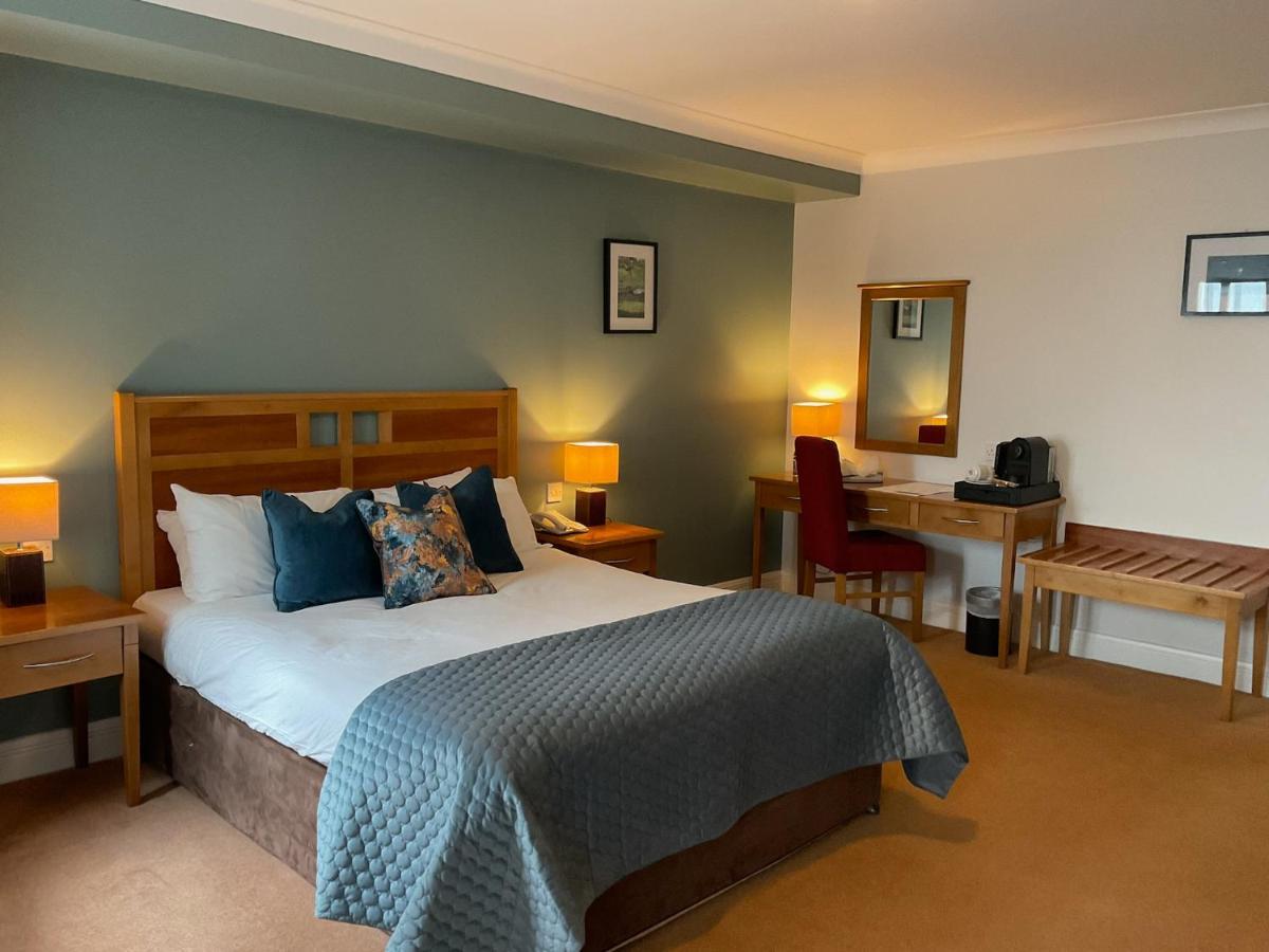 Newport Hotel